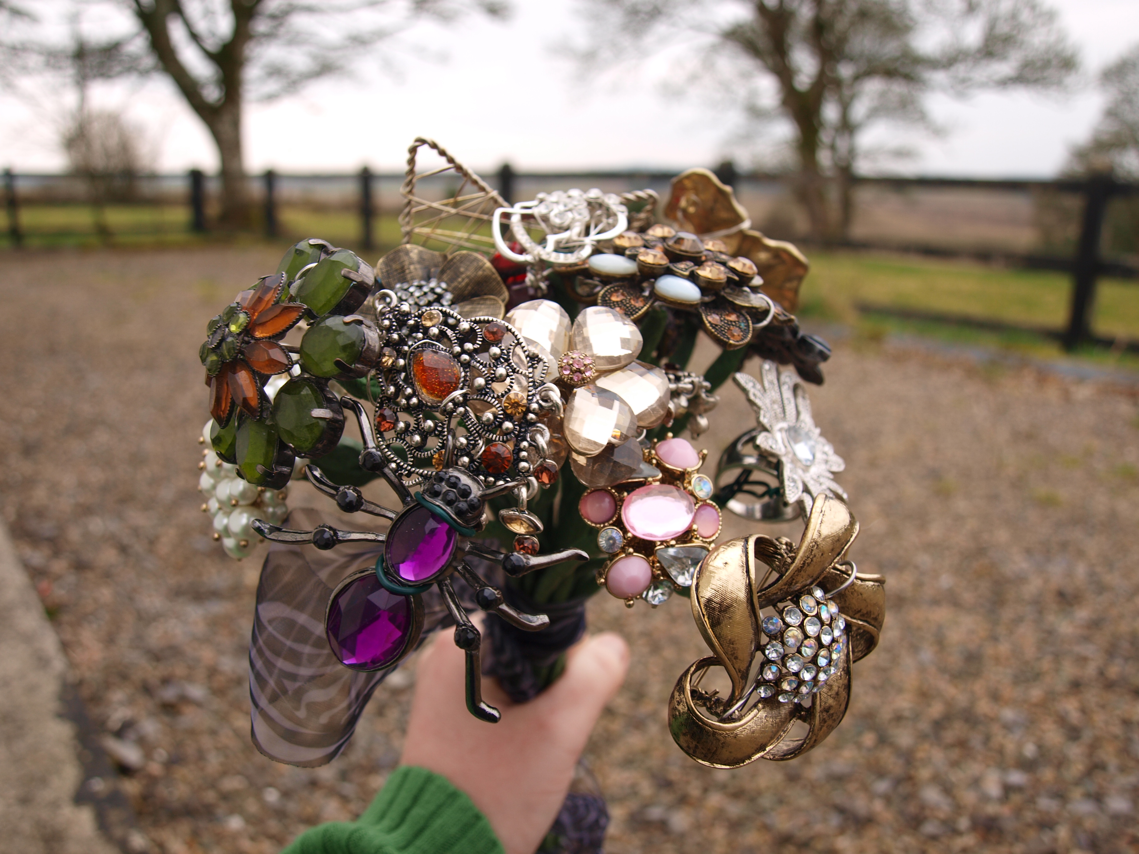 Brooch Bouquet Recycle